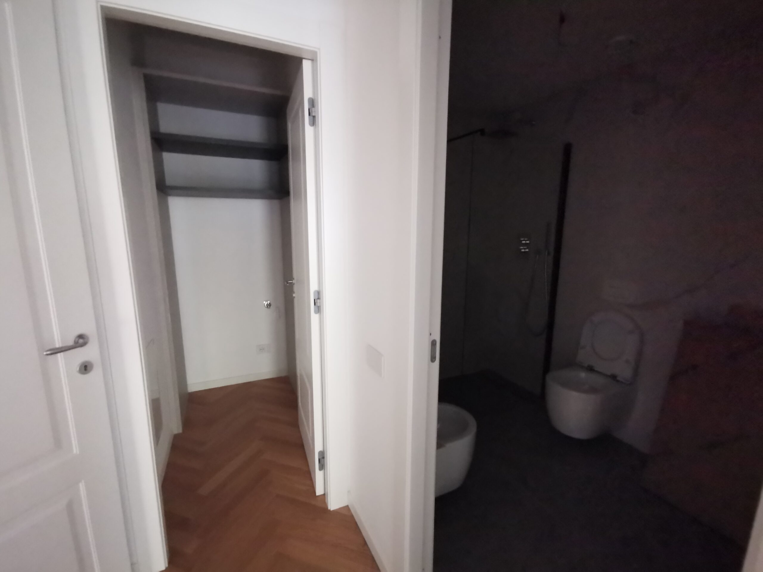 Disimpegno Bagno-Ripostiglio