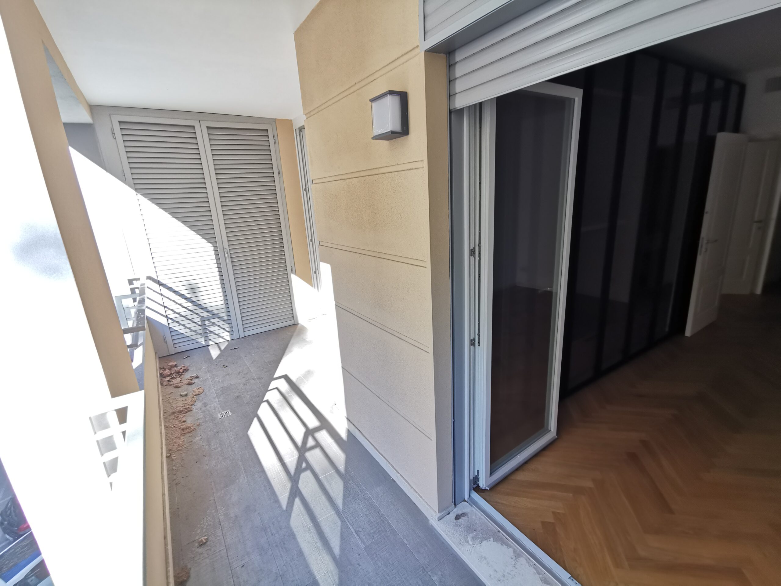 Loggia (14)