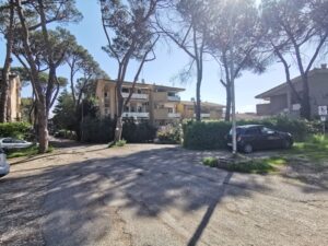 Piazzale (2)