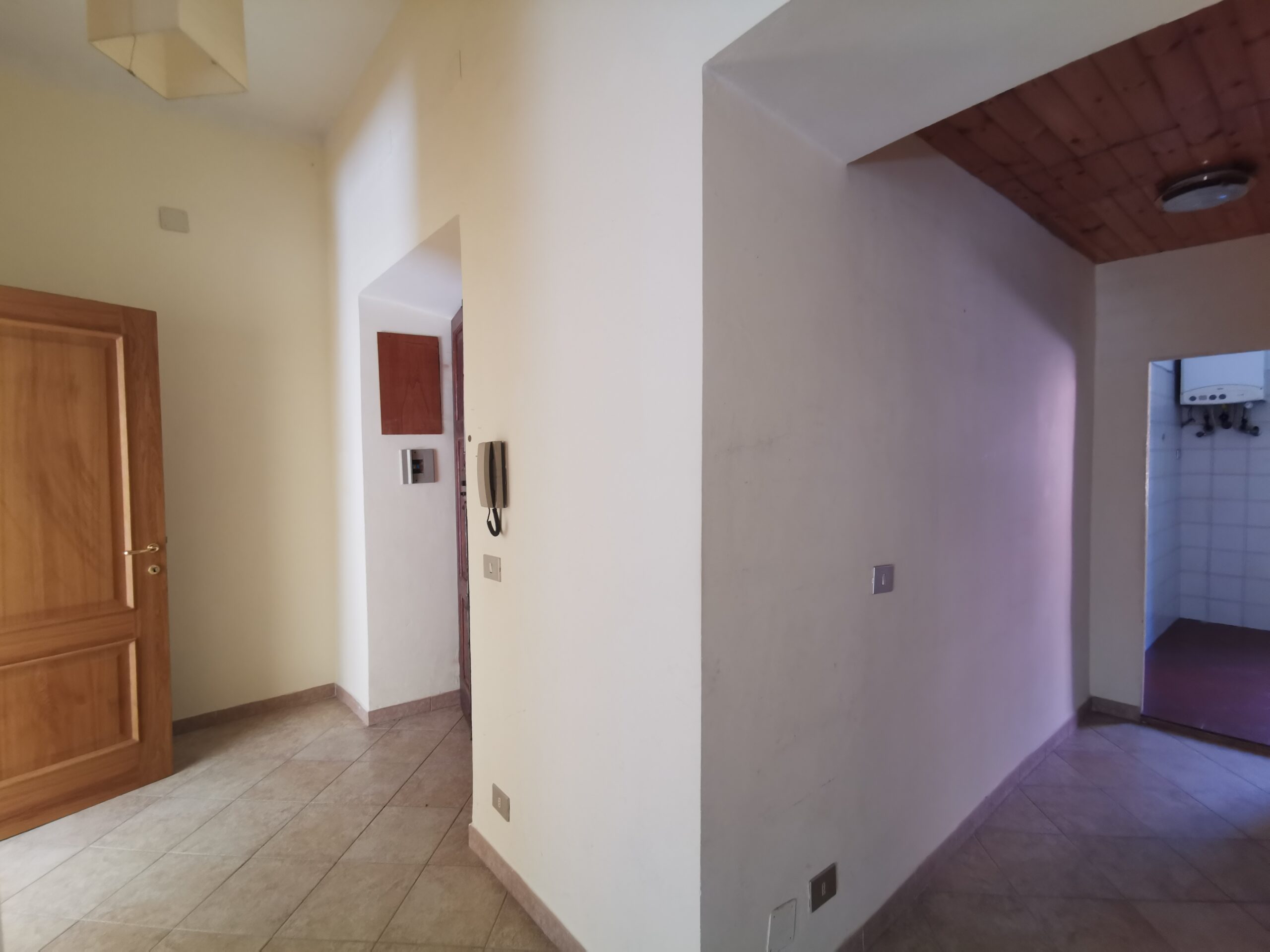 Via Tertulliano Disimpegno Cucina Bagno-Ingresso (4)