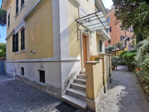 Ingresso Stabile (2)