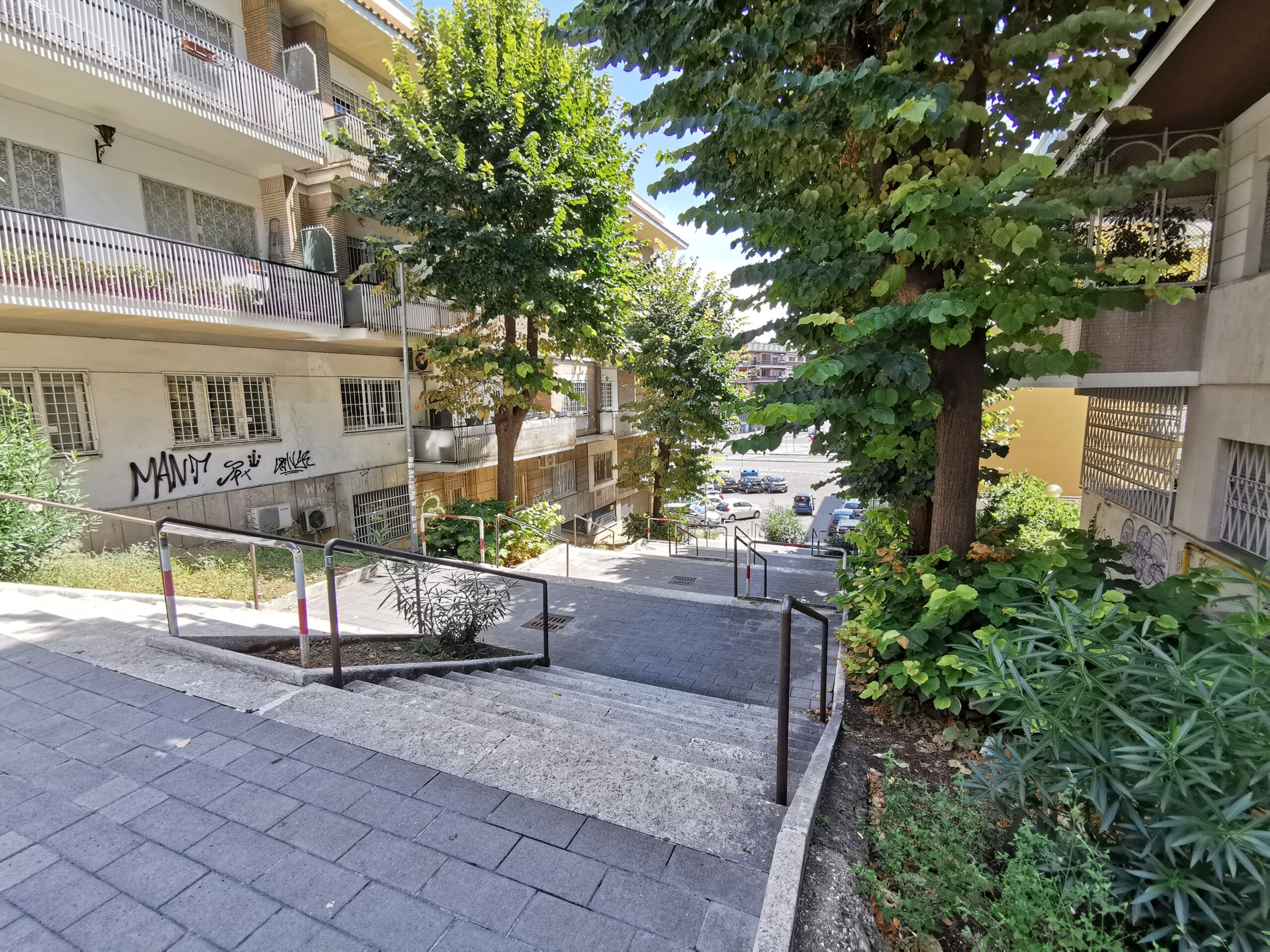 Scalinata Via dei Gozzadini (21)