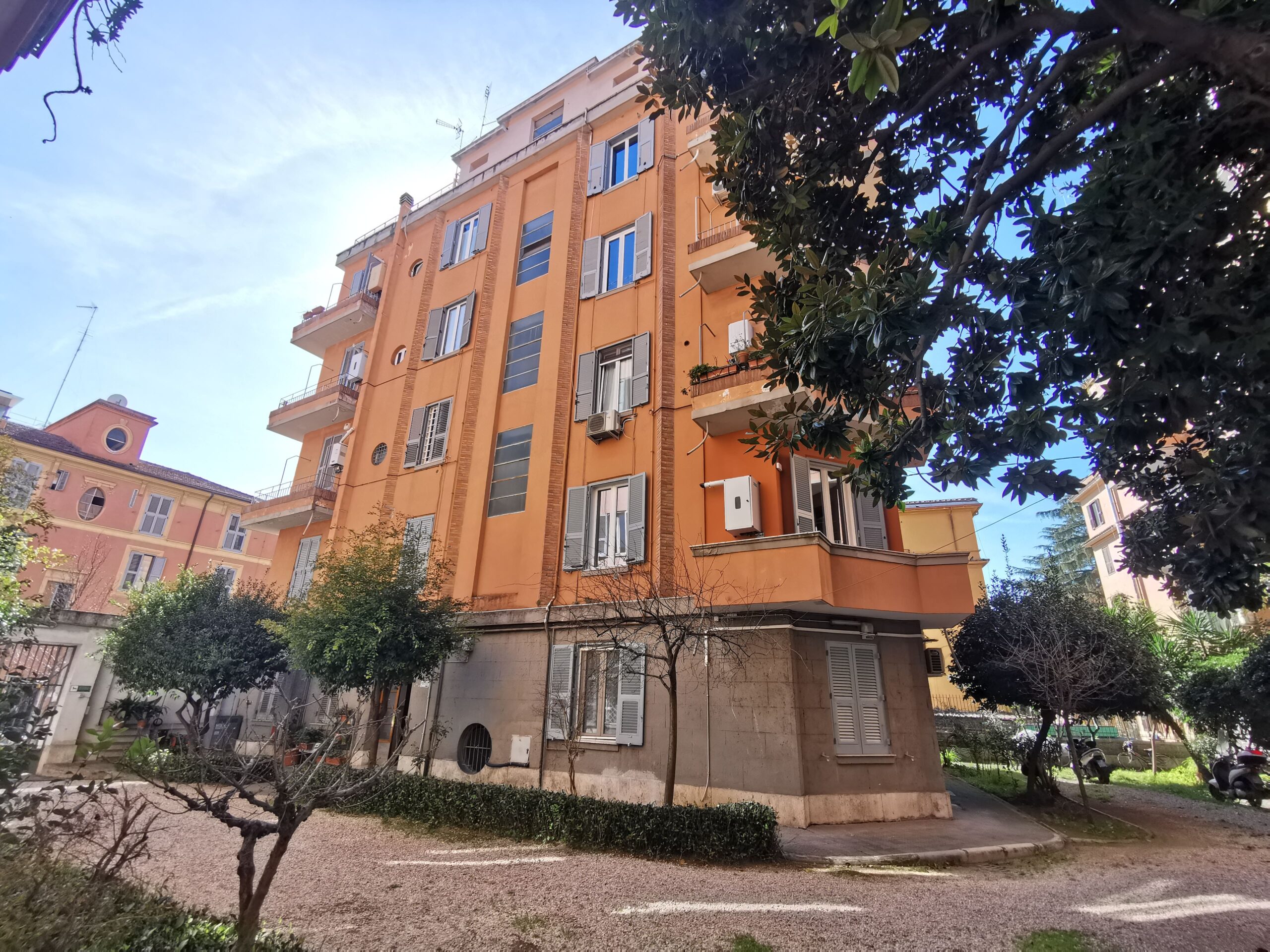 Stabile Facciata Interna (3)