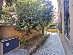 Vialetto Condominiale (2)