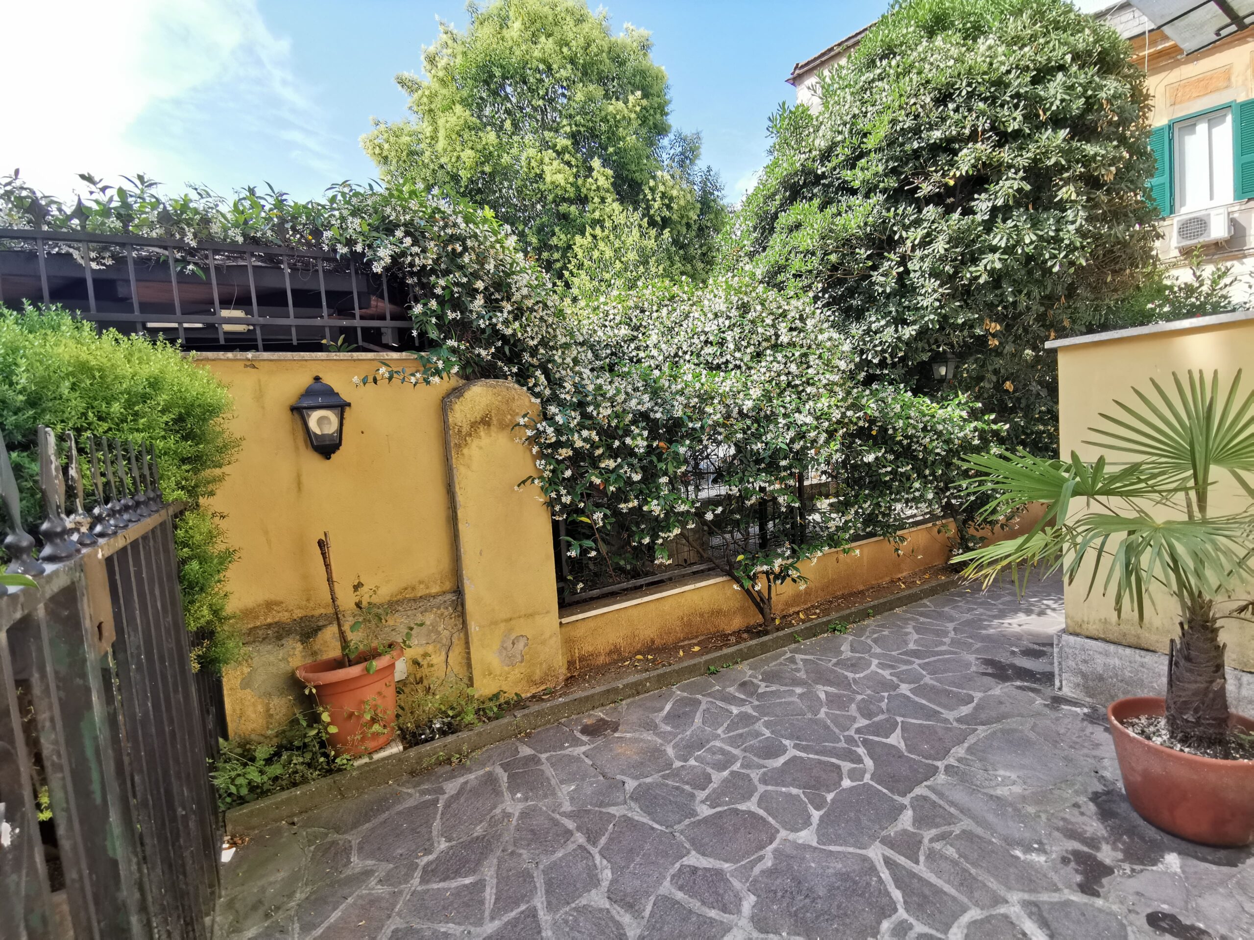 Vialetto Condominiale (2)