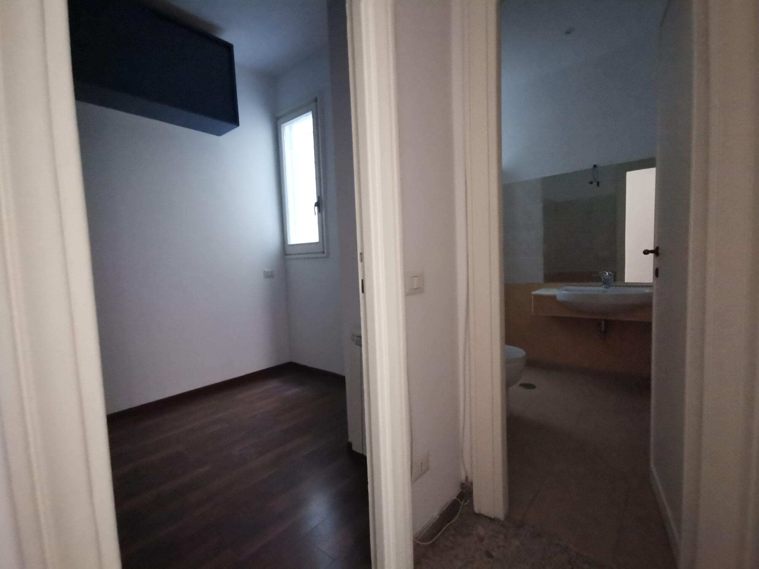 Cameretta-Bagno con Doccia